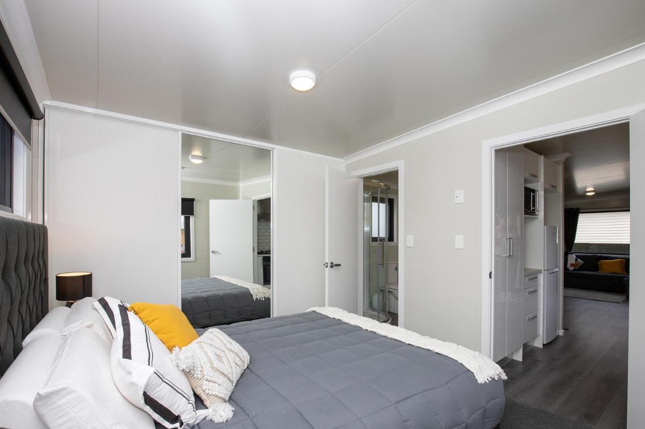 Affordable Modern Accommodation Westport Exterior foto