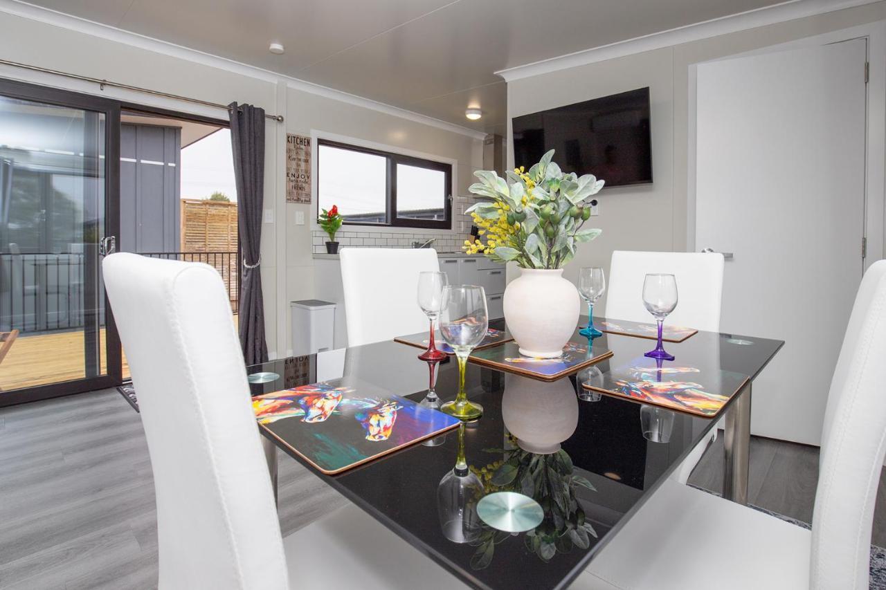 Affordable Modern Accommodation Westport Exterior foto